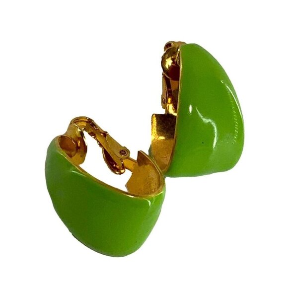 Vintage Gold Tone & Lime Green Enamel Clip-On Earrings - Picture 1 of 5